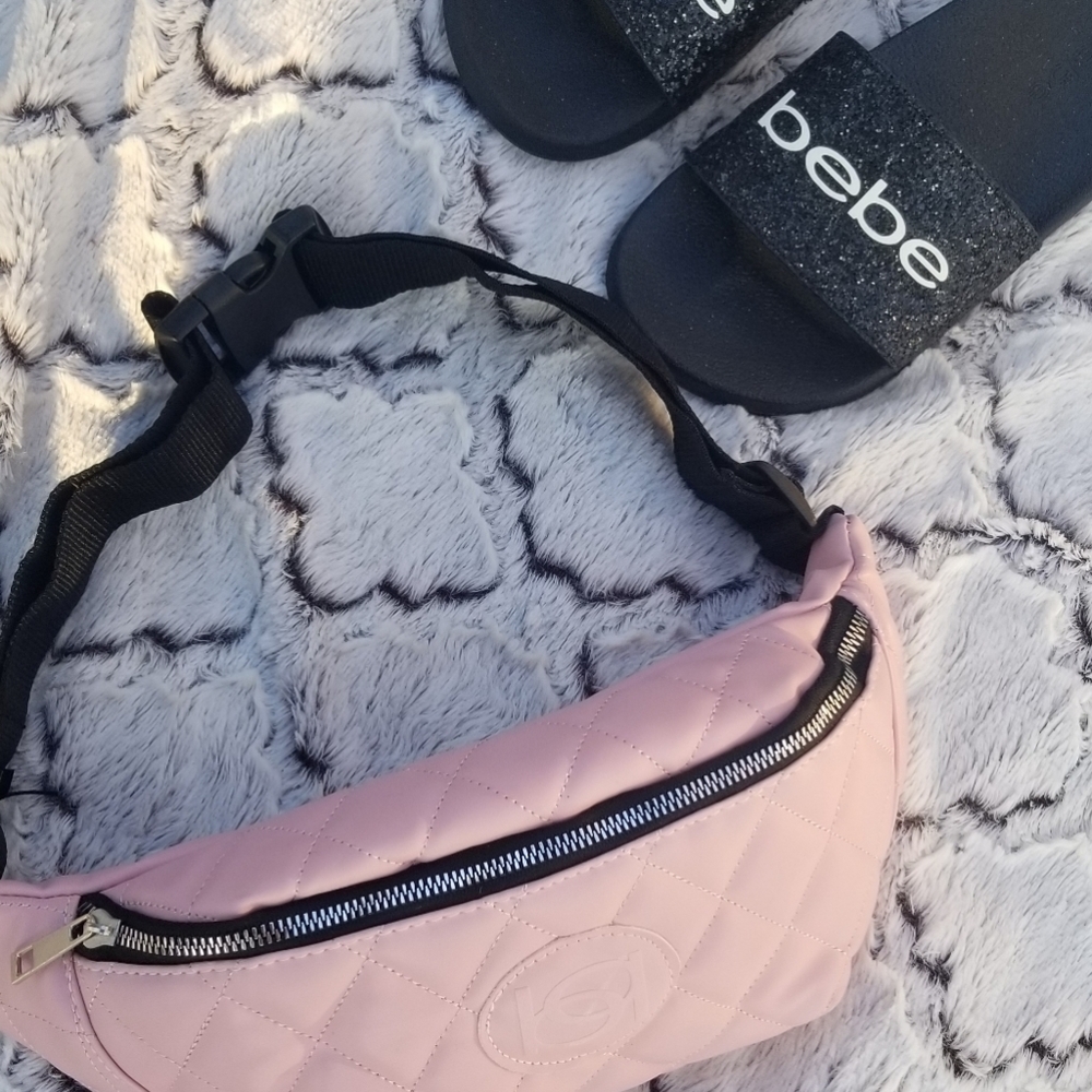 🔥BEBE!!🔥BABY PINK BEBE FANNY PACK!! LAST!! - Picture 5 of 8